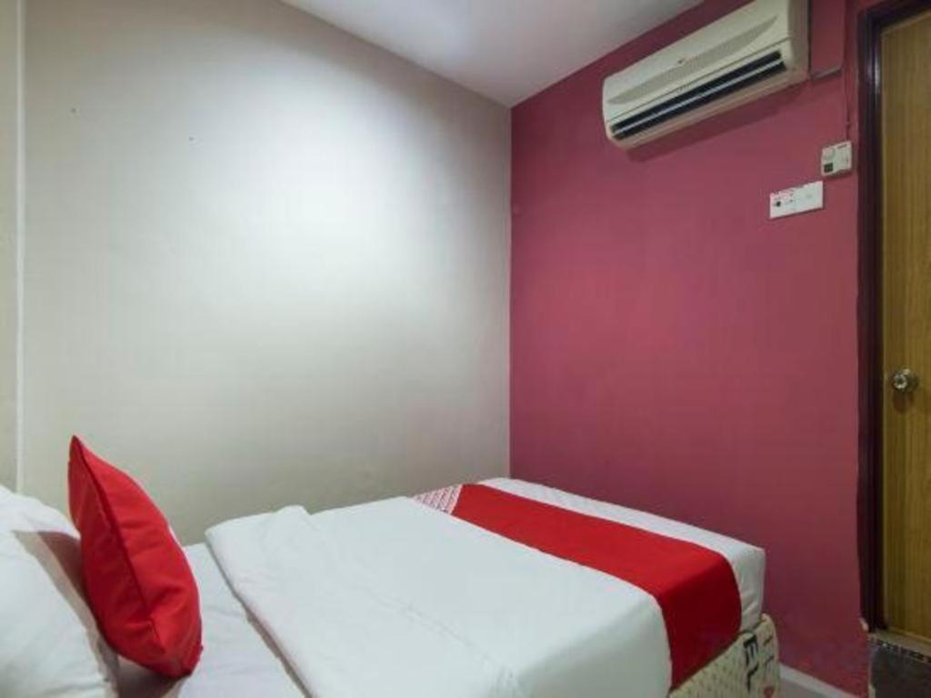 Oyo 44100 Hotel Casavilla Petaling Jaya Extérieur photo