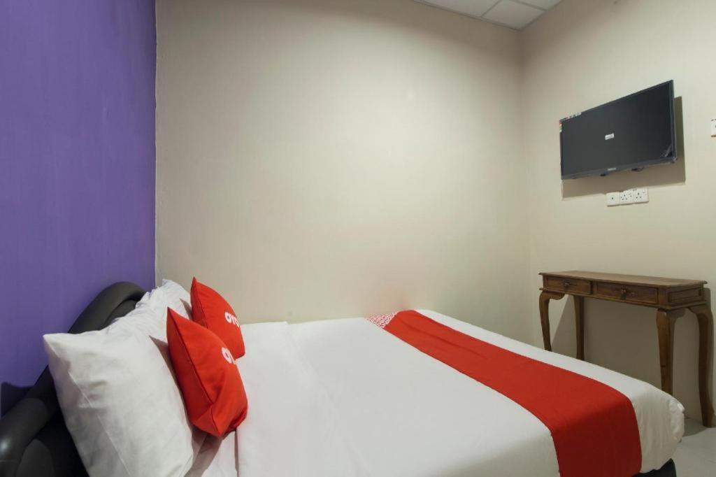 Oyo 44100 Hotel Casavilla Petaling Jaya Extérieur photo