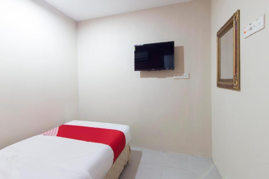 Oyo 44100 Hotel Casavilla Petaling Jaya Extérieur photo