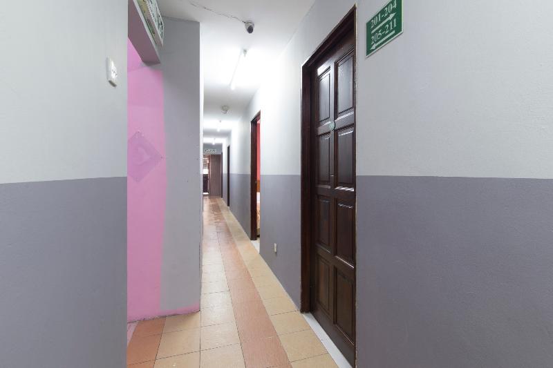 Oyo 44100 Hotel Casavilla Petaling Jaya Extérieur photo