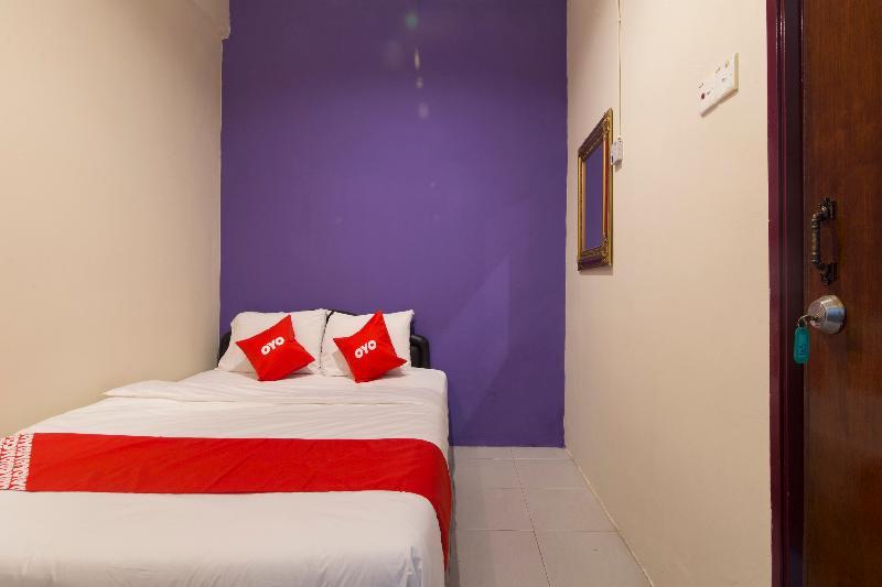 Oyo 44100 Hotel Casavilla Petaling Jaya Extérieur photo