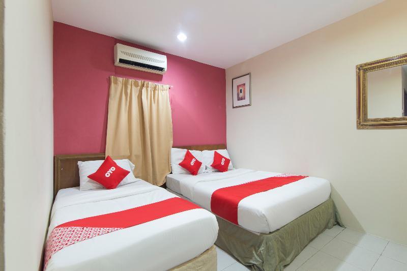 Oyo 44100 Hotel Casavilla Petaling Jaya Extérieur photo