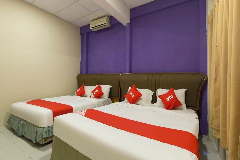 Oyo 44100 Hotel Casavilla Petaling Jaya Extérieur photo